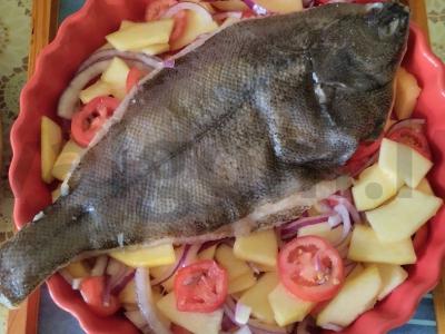 Plačiakarpis, keptas su daržovėmis orkaitėje Žingsnis 5