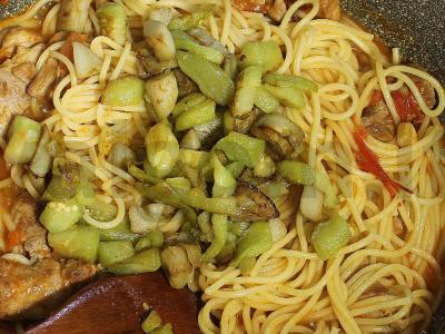 Makaronai su daržovėmis ir parmezanu Žingsnis 15