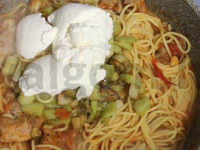 Makaronai su daržovėmis ir parmezanu Žingsnis 16