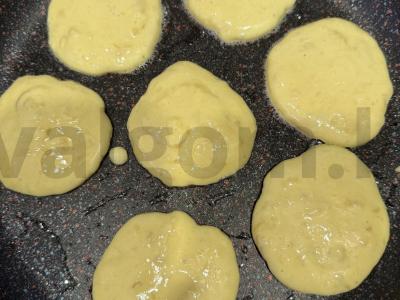 Bananų blynai su vanilinu Žingsnis 5