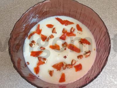 Manų košė su kokosų aliejumi, džiovintomis abrikosais, uogiene ir pekano riešutais Žingsnis 5