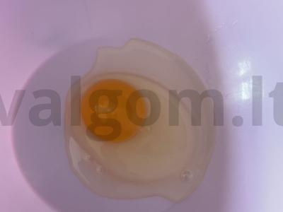 Blynai su raugintu pienu ir cinamonu Žingsnis 1