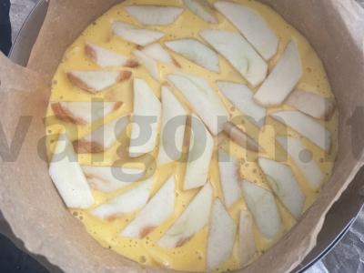 Klasikinė šarlotė su cukraus pudra Žingsnis 6