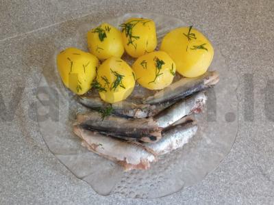 Kvapnus bulvės su silke Žingsnis 7