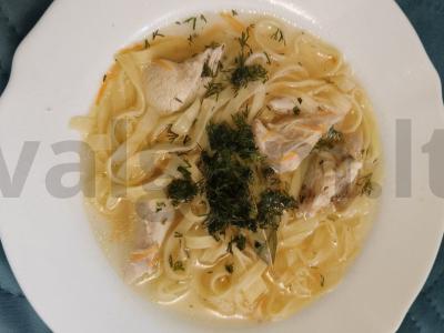 Kalakutienos sriuba su krapais pagrindine nuotrauka