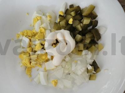 Tostai su tunu ir marinuotu agurku Žingsnis 3