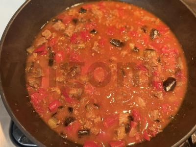 Kvapnus lagmanas su kiauliena ir daržovėmis Žingsnis 5