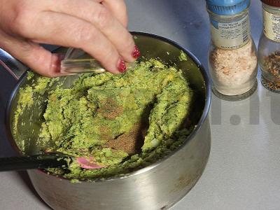 Brokolio kotletai su mocarela Žingsnis 9