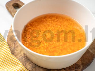 Lęšių blynai su daržovių padažu ir sėklomis Žingsnis 1