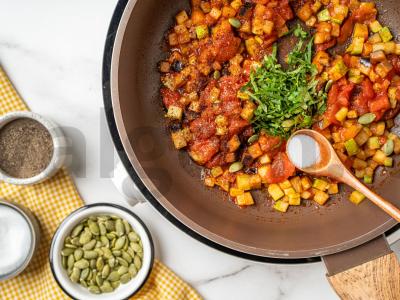 Lęšių blynai su daržovių padažu ir sėklomis Žingsnis 7