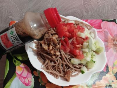 Soba su daržovėmis ir rūkytu unguriu Žingsnis 3