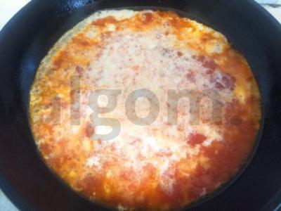 Žaliosios pupelės pomidorų-grietinėlės padaže Žingsnis 5