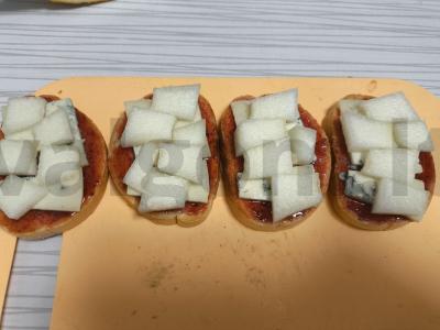 Tostai su melionu ir mėlynuoju sūriu Žingsnis 6