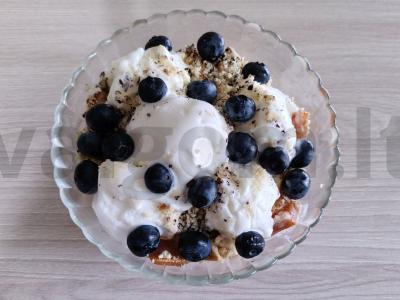 Desertas su kriauše, mėlynėmis ir grietinėlės saldainiais Žingsnis 6