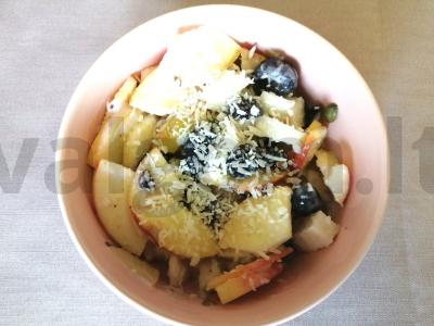 Vaisių salotos su mėlynių jogurtu ir medumi Žingsnis 7