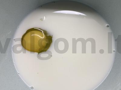 Blynai su varške ir braškėmis Žingsnis 1