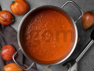 Tirštas pomidorų sriuba su grilio sūriu Žingsnis 5