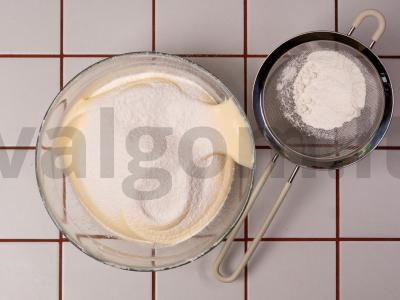 Beiglutenis tiramisu Žingsnis 4