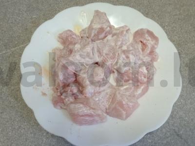 Aštrūs vištienos krūtinėlės šašlykai su brokoliais ir pomidoru Žingsnis 3