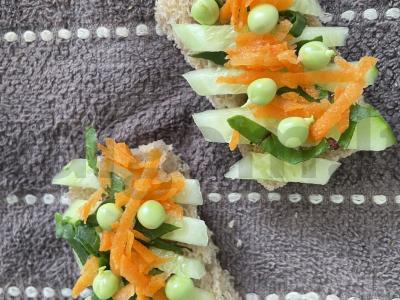 Brusketa su jaunu žaliu žirneliu Žingsnis 6