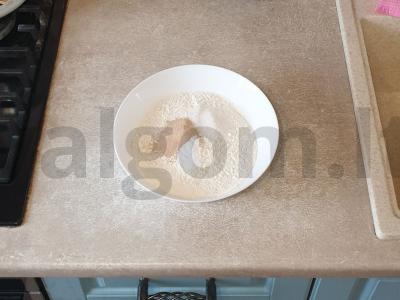 Purios picos su dviem sūrio rūšimis ir dešra Žingsnis 1