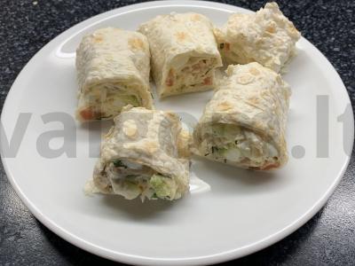 Lavašas su avokado, lašišos, kiaušinio ir žolelių įdaru pagrindine nuotrauka