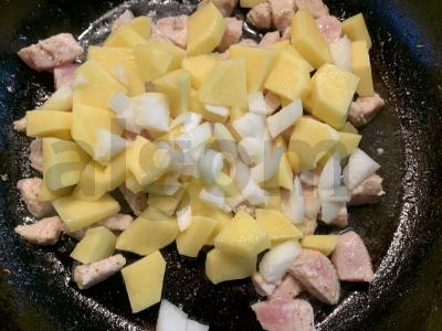 Pyragas su bulvėmis ir kalakutiena Žingsnis 2