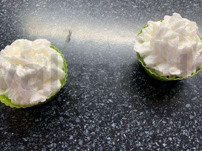 Desertas su braškių džemu ir kiaušinio baltymu Žingsnis 5