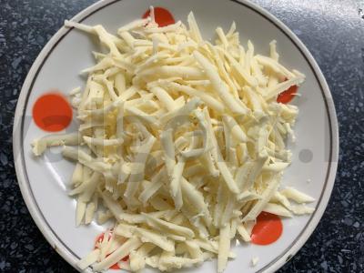 Sriuba-pyragas su rukola, sūriu, cukinija ir šonine Žingsnis 8