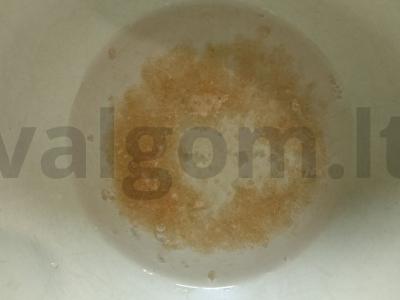 Švelnus tortas be kepimo iš avižinių sausainių ir varškės Žingsnis 3