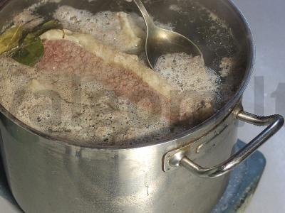 Šči su pupelėmis ir jautiena pietums Žingsnis 2