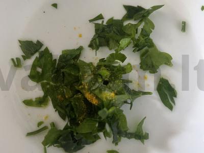 Pikantiška užtepėlė ant duonos su petražolėmis Žingsnis 2