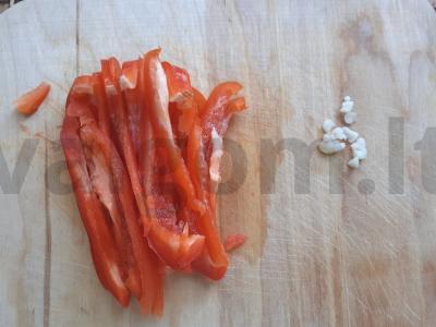 Funchosa su paprikomis ir čili padažu Žingsnis 2