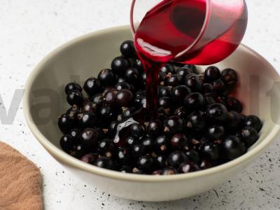 Šokoladinis keksiukas su serbentais Žingsnis 1