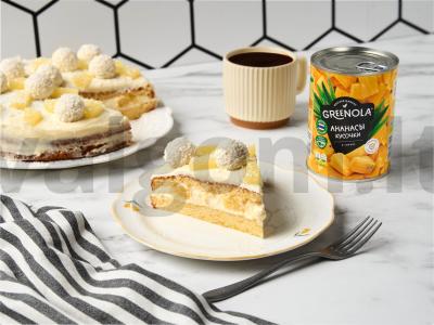 Tropinis tortas su ananasais pagrindine nuotrauka