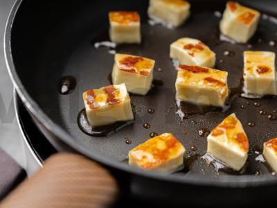 Salotas su halumi ir mėlynėmis Žingsnis 2