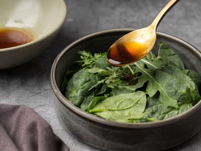 Salotas su halumi ir mėlynėmis Žingsnis 3