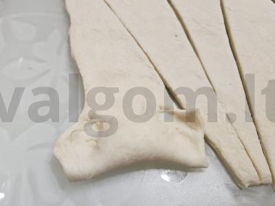 Kruasanai su abrikosų įdaru Žingsnis 4