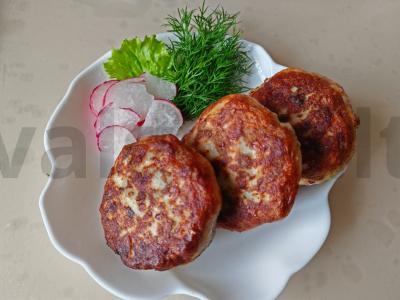 Sultingi lydekos kotletai pagrindine nuotrauka