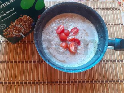 Grikių košė su vyšniniais pomidorais Žingsnis 3