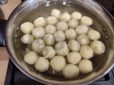 Patingėlių virtinukai iš lieso varškės Žingsnis 8