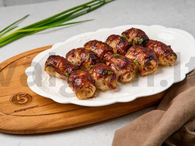 Vištienos ritinėliai su šonine oro grilyje pagrindine nuotrauka