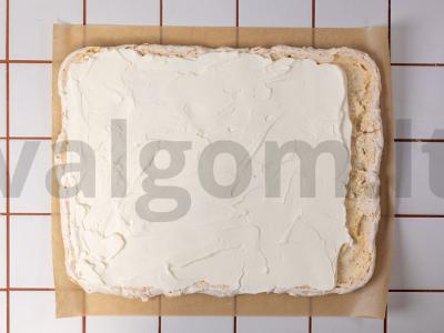 Meringos ritinys su avietėmis Žingsnis 8