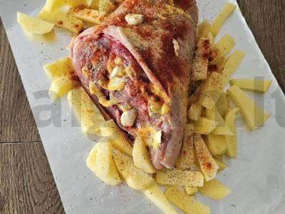 Švelni kiaulienos kulšis su bulvėmis, kepta orkaitėje Žingsnis 3