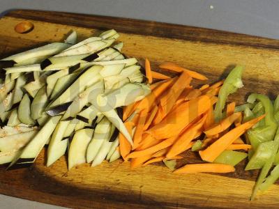 Funchosa su daržovėmis, sezamo sėklomis ir jūros druska Žingsnis 2