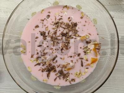 Patingėlių avižinė košė su bananais ir abrikosais jogurte Žingsnis 4