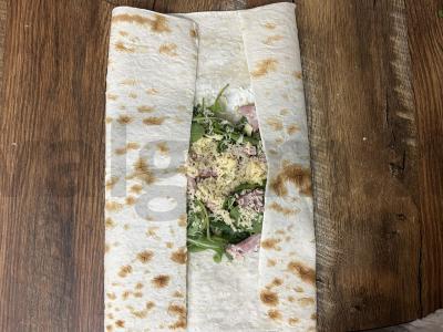 Lavašo vokas su salotų lapais ir kiaulienos kaklu Žingsnis 5