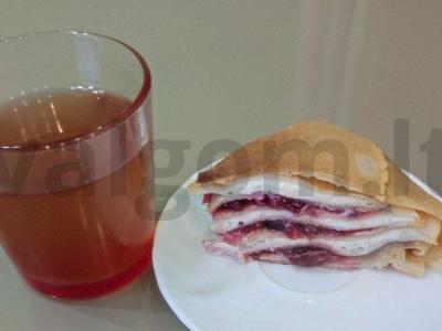 Blynų tortas su vyšniomis pagrindine nuotrauka