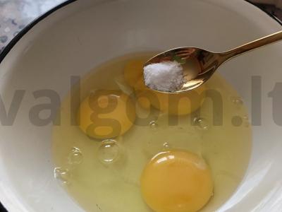 Tofu, apkeptas tešloje Žingsnis 1