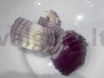 Daržovių salotas „Vasaros išmintis“ Žingsnis 1